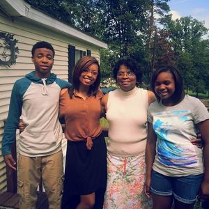 Meet your Posher, Josephine